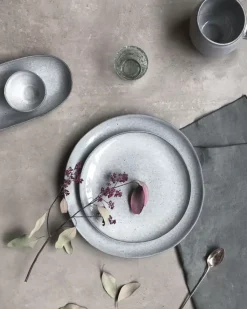 Mae Teller Gros Grau